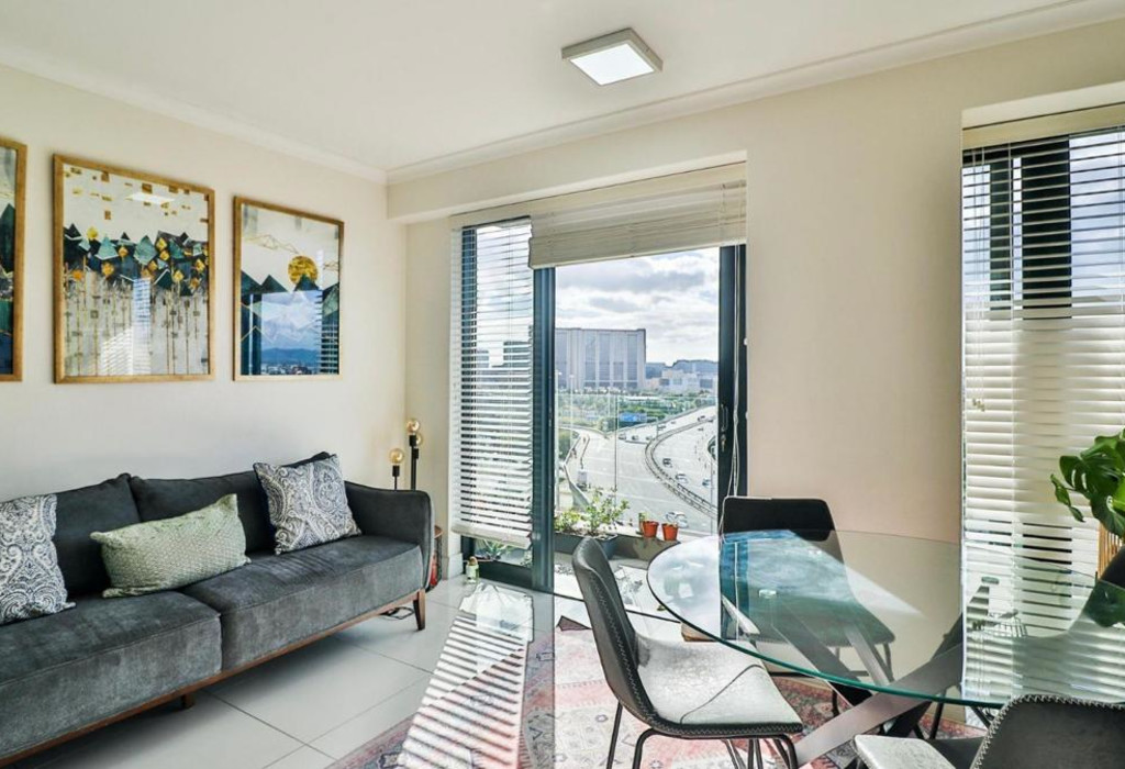 2 Bedroom Apartment in Zonnebloem, RL934801 Just Property