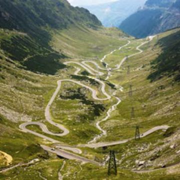 Private Tour Crossing the Transfagarasan Road into Wallachia