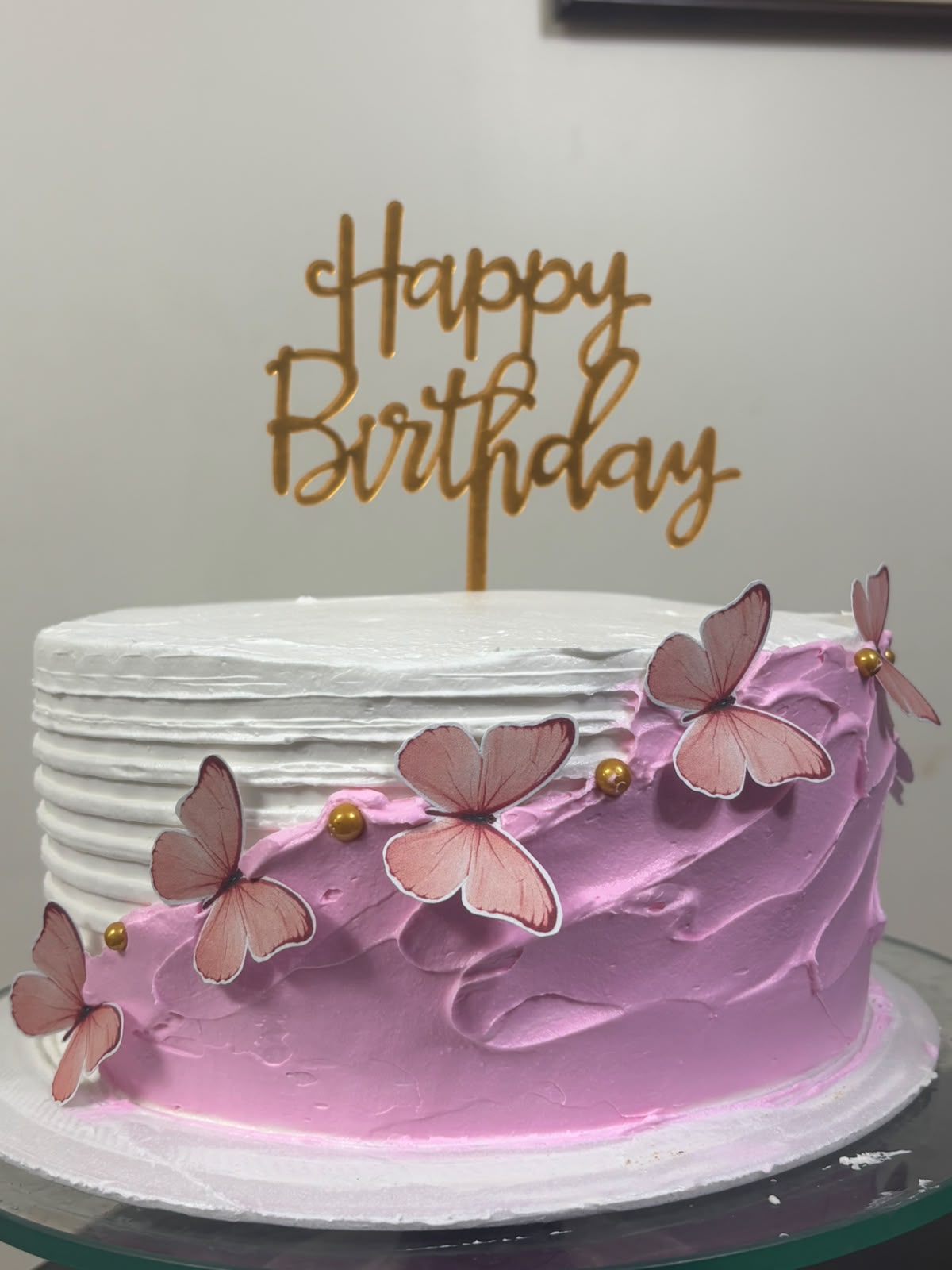 Torta de cumpleaños decorada (12-14 porciones)