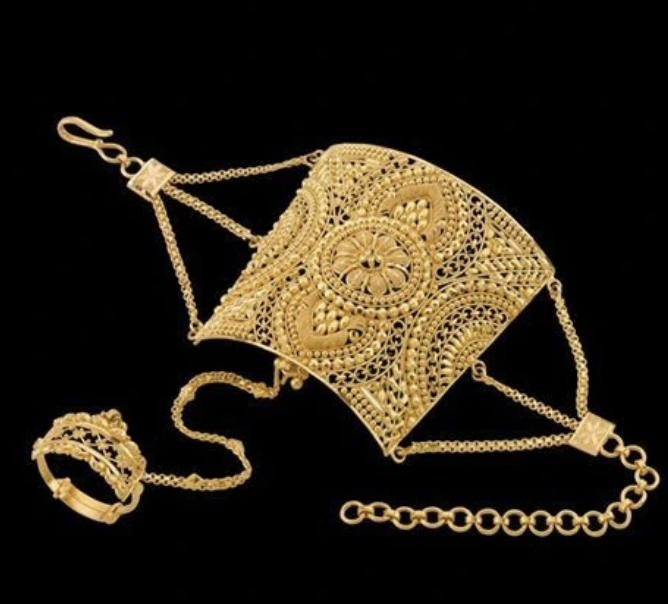 Mantasha — traditional jewellery of West Bengal