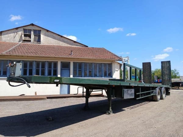 Semi-remorque SAMRO Porte-engins — photo 2