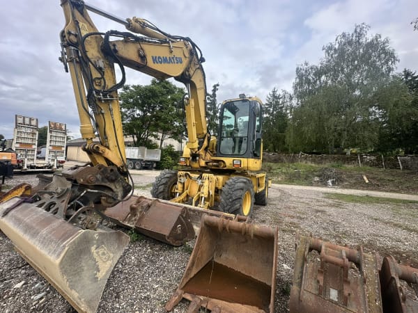 Pelle à pneu KOMATSU PW 118 MR8 — photo 2