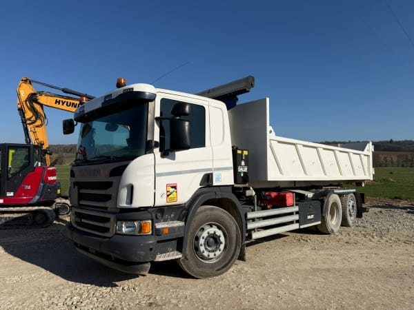 SCANIA P410 6x2*4 BRAS DALBY Vendu avec la benne / Transcover — photo 3