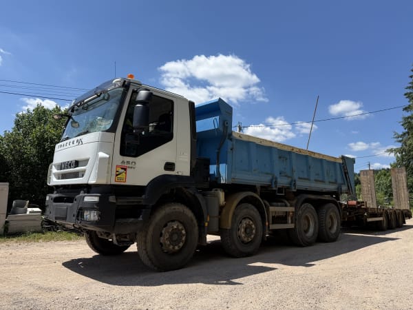 IVECO TRAKKER 450 8X4 BI-BENNE Porte arrière hydraulique — photo 2