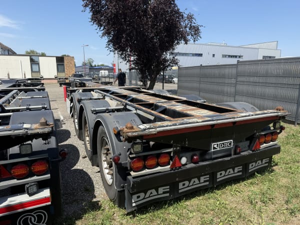Semi-remorque Porte Container D-TEC 3 essieux  — photo 2