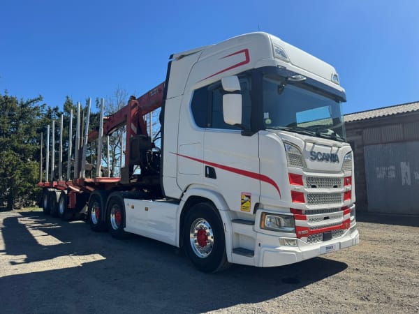 Ensemble SCANIA V8 R580 6X4 SEMI-REMORQUE FORESTIERE EXTENSIBLE BILLAUD  — photo 3