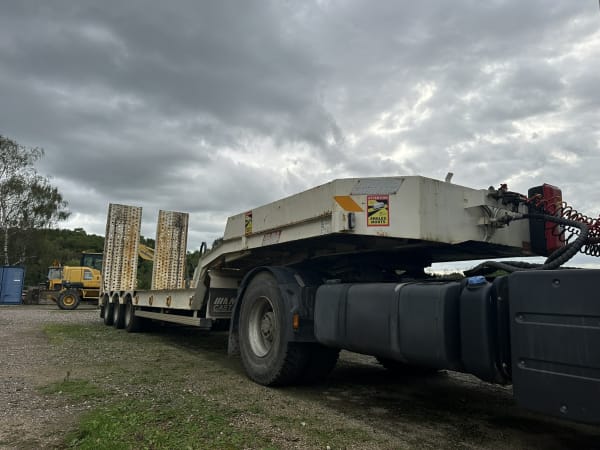 Semi-remorque Porte Engin CASTERA — photo 2