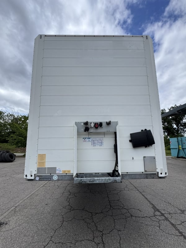 Semi-remorque fourgon SCHMITZ CARGOBULL — photo 2