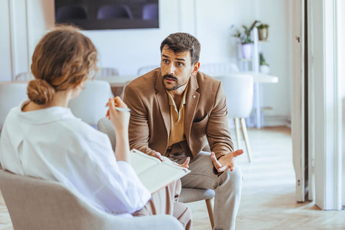 Life coach in San Francisco conducting a coaching session at Bay Area CBT Center