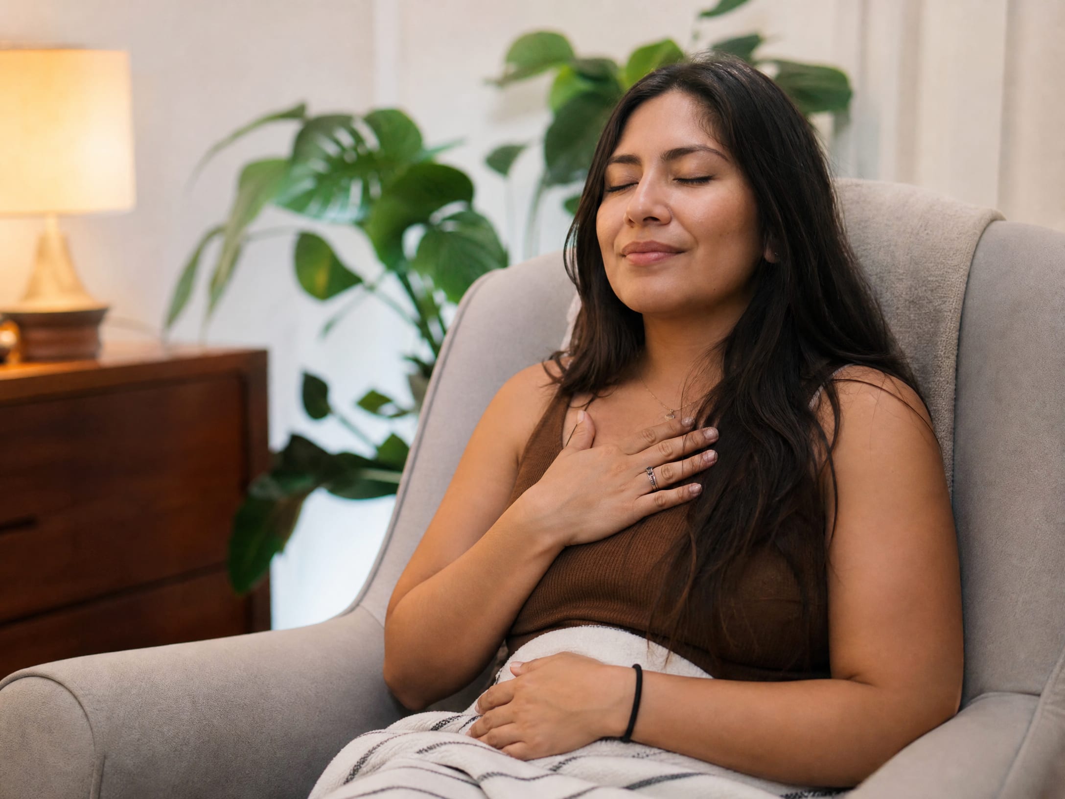 Client practicing grounding in somatic psychotherapy session near me in San Francisco, CA