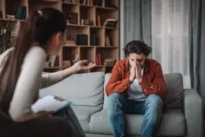 A person talking to a cbt therapist in about insomnia