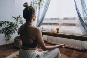 a person overcoming their anxiety with cognitive behavioral therapy