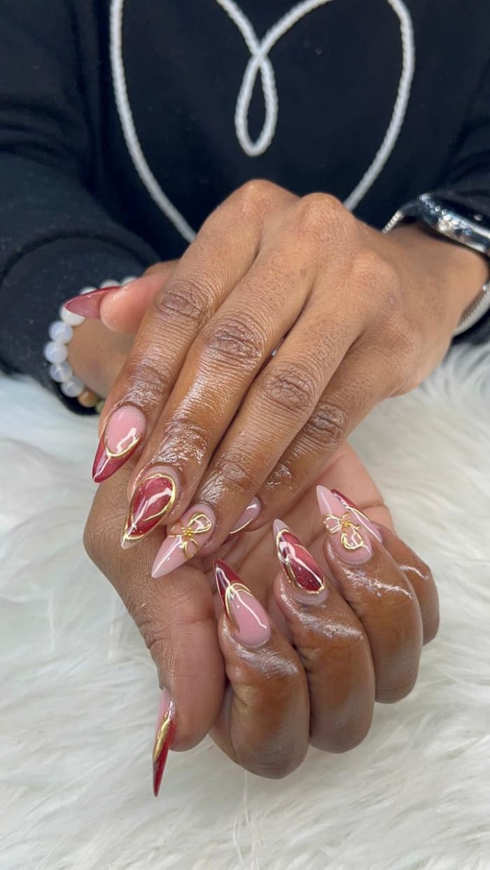 Lin nail artist almond nail set