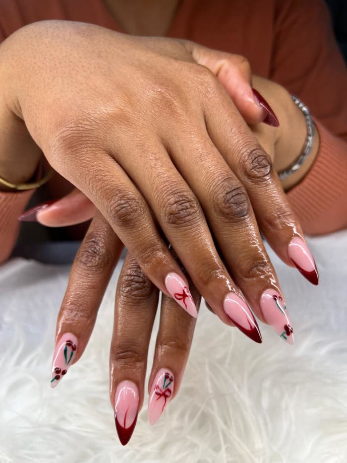 Lin nail artist stiletto nail set