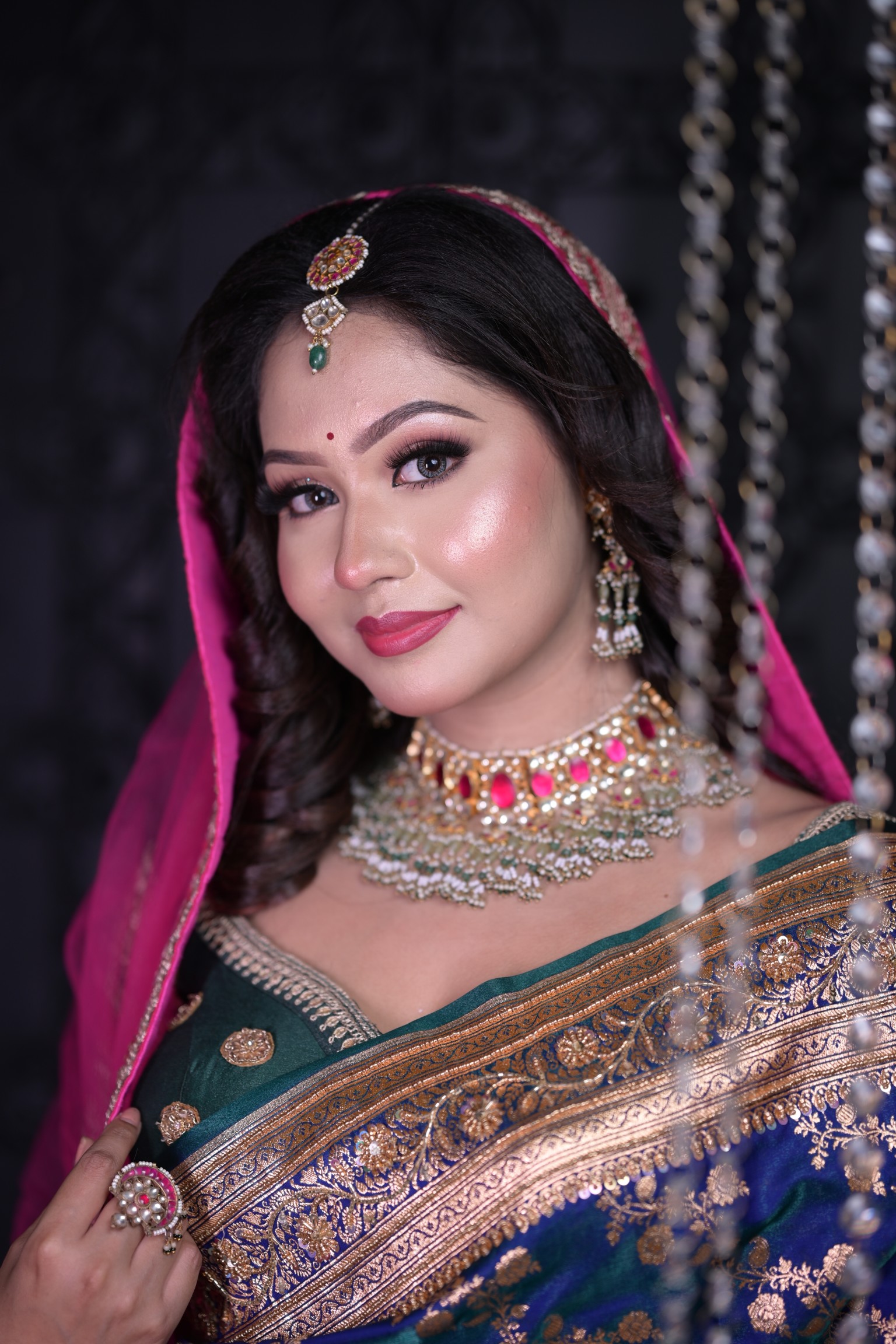 Best bridal makeup service for radiant Indian wedding looks.