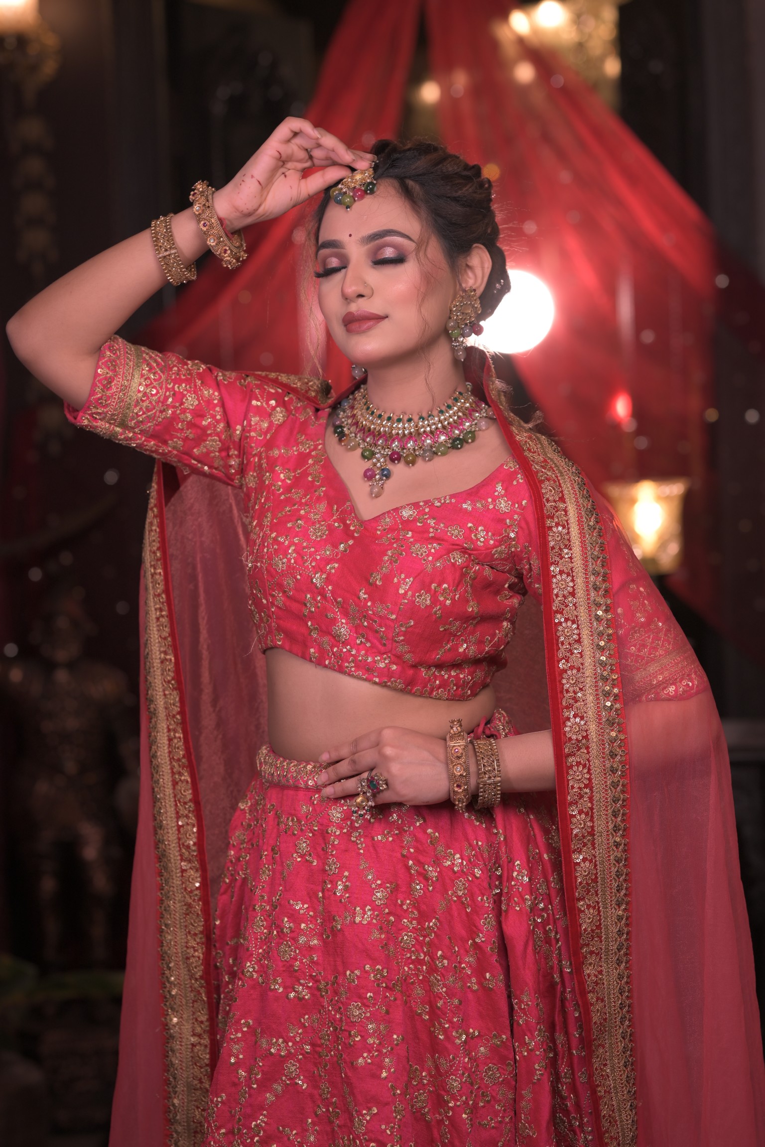Best traditional Indian bridal makeup service for weddings.