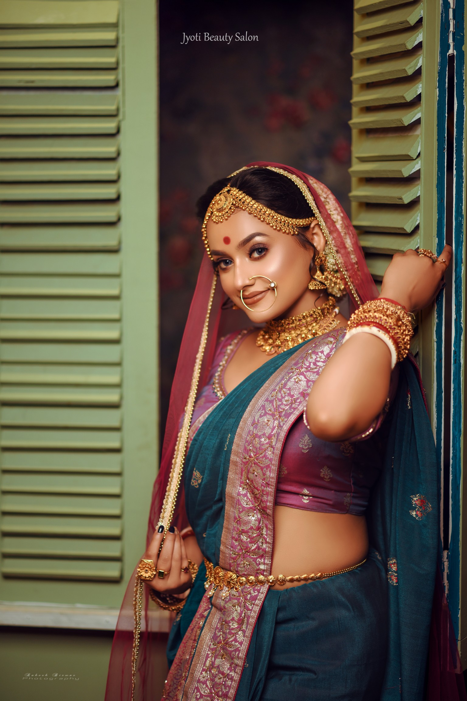 Best traditional Indian bridal makeup services in salon