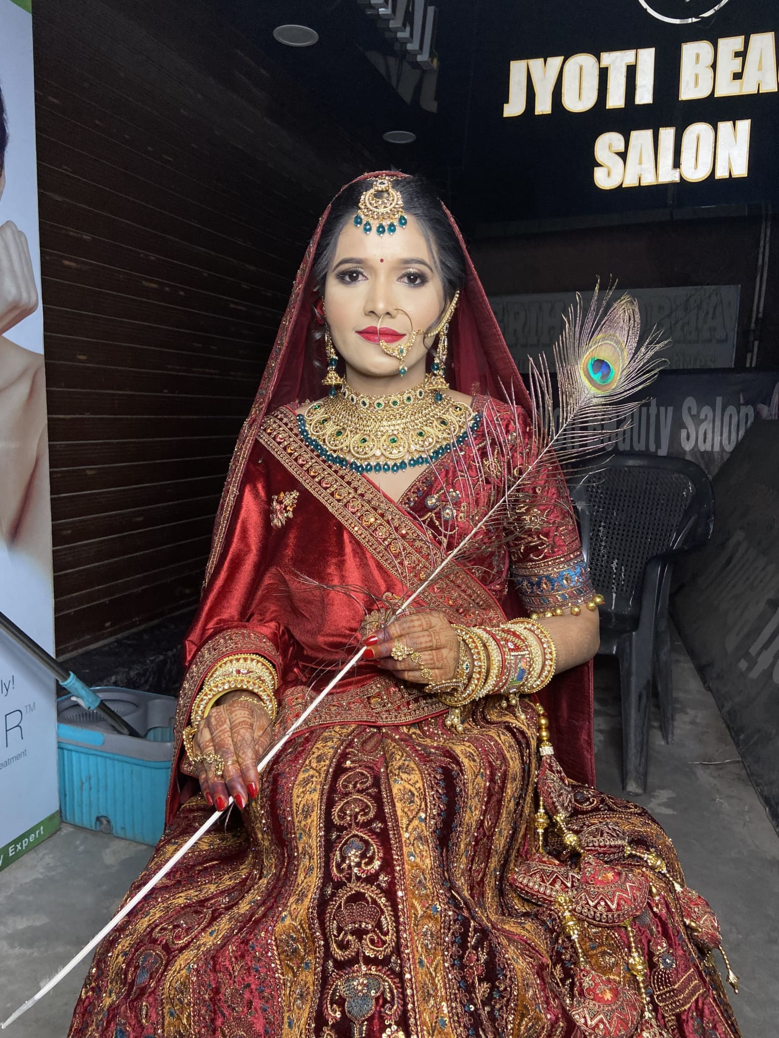Indian bride with traditional makeup and jewelry
