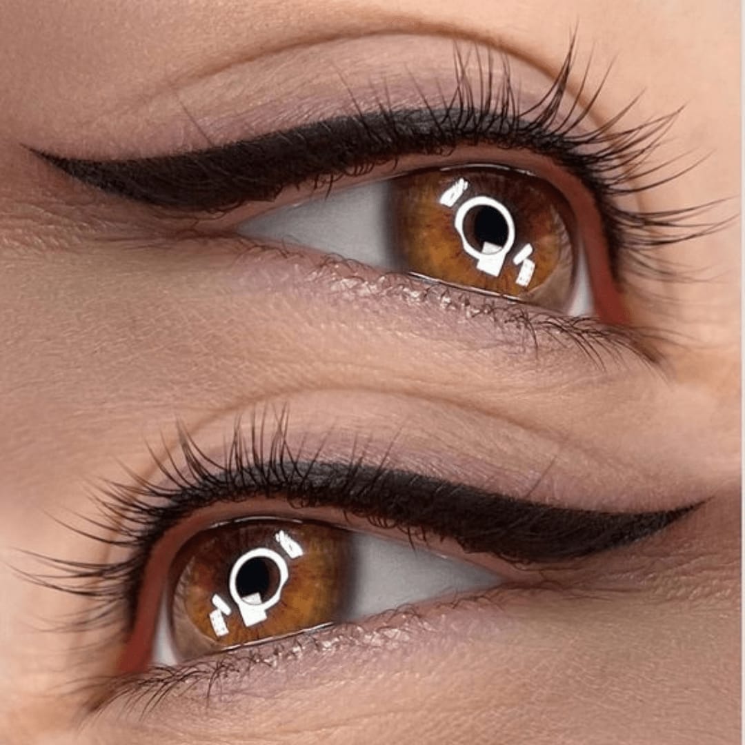 Ejemplo de delineado permanente de ojos en Toque Perfecto