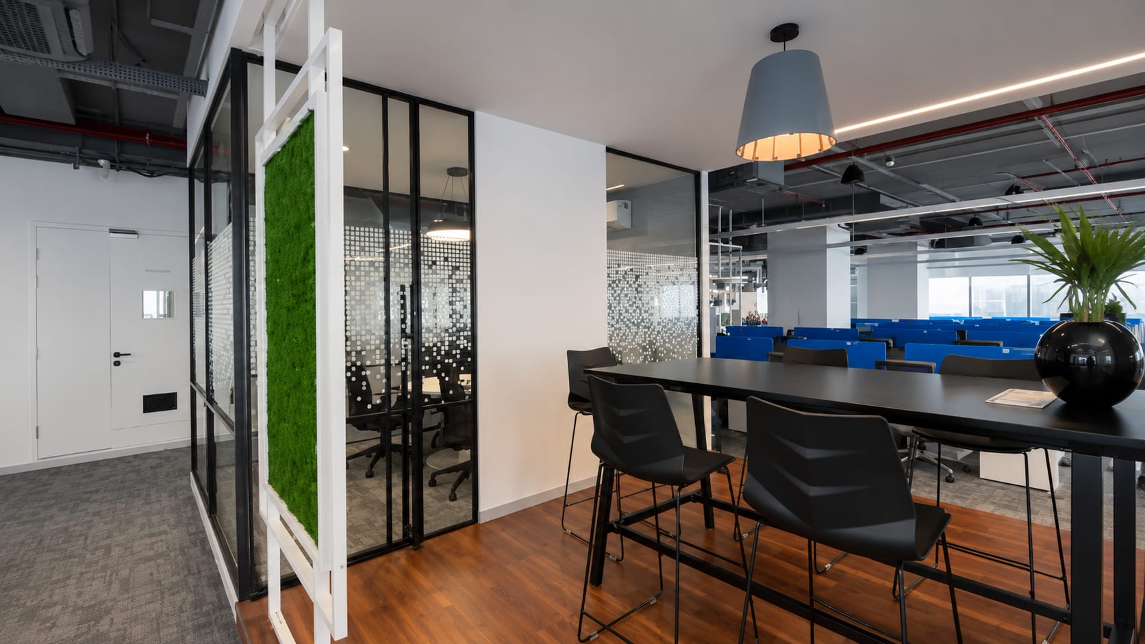IT Office, Pashan interior design — Photo 4 by AMZ Interiors Pune