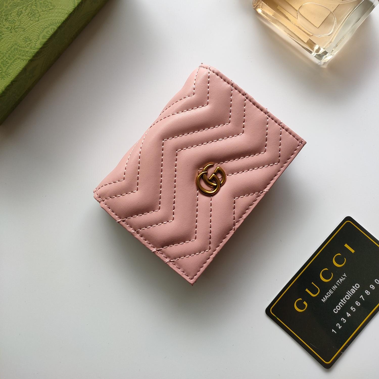 Sand pink