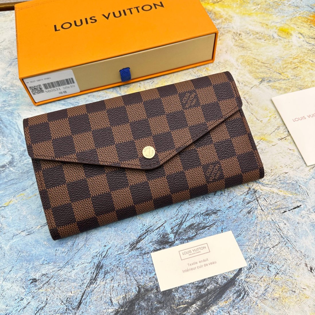Brown grid-Brown lining