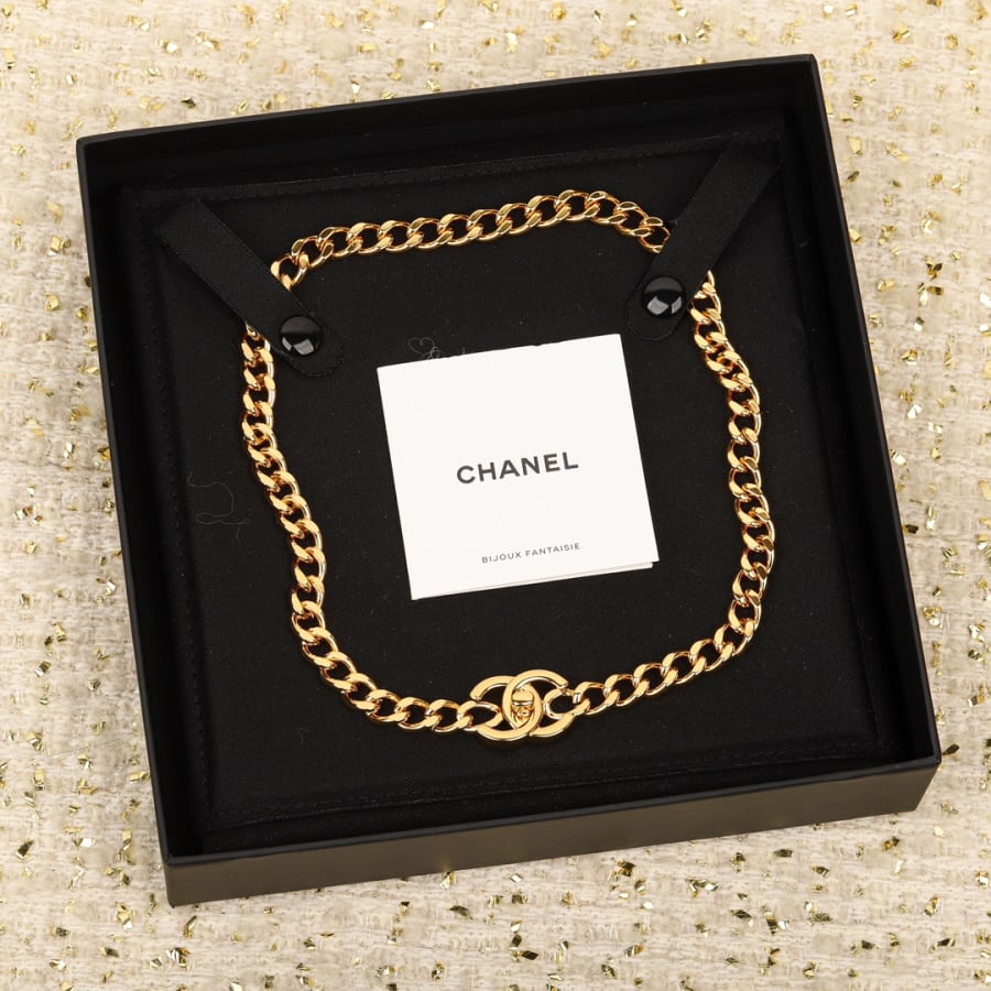 Bracelet et collier Chanel Double C