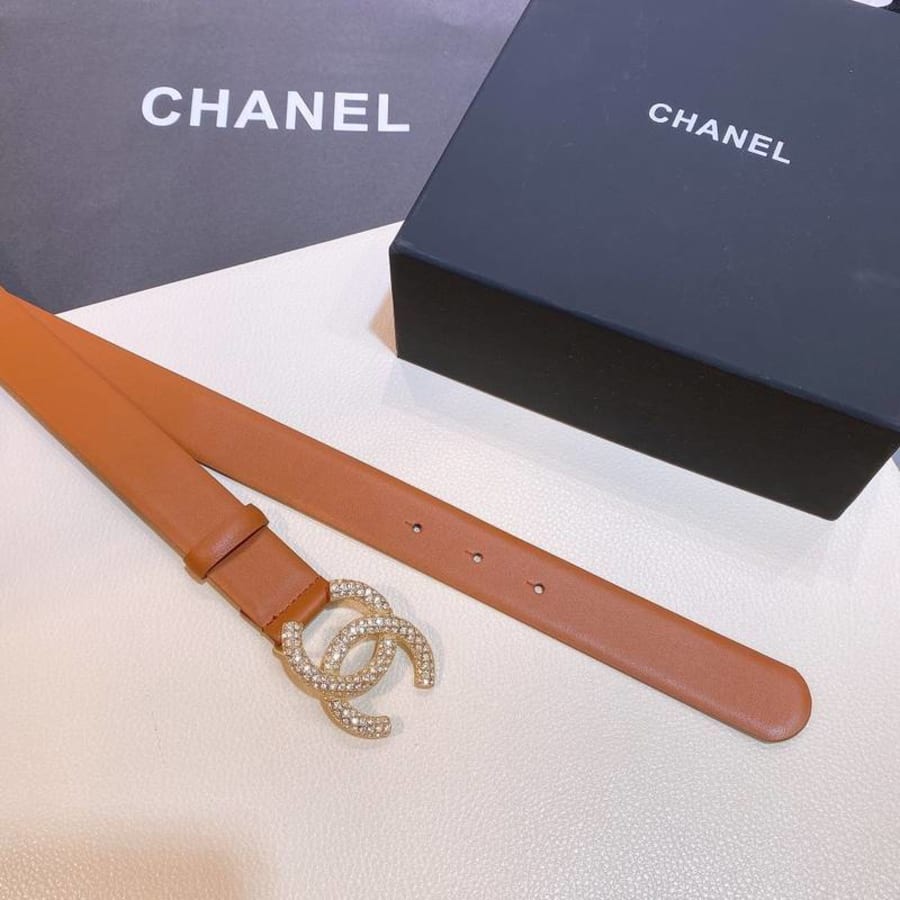 Ceinture Chanel marron, boucle double C, métal doré, strass, 30 mm
