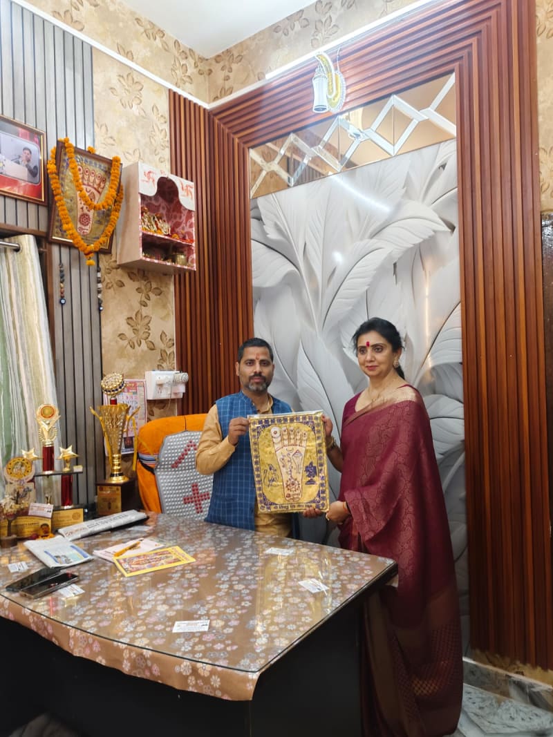 Puja and ritual moments at Gaya Ji