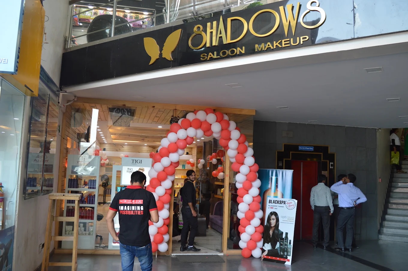 Shadows Salon