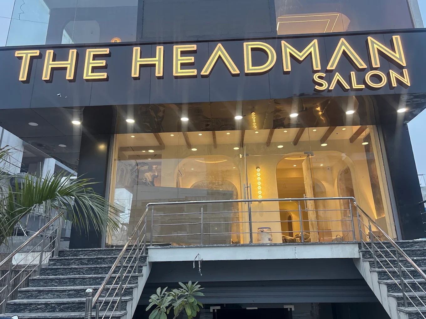 The Headman Salon