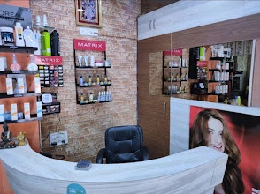 Glow ' N ' Style Hair Wig & Patch Salon