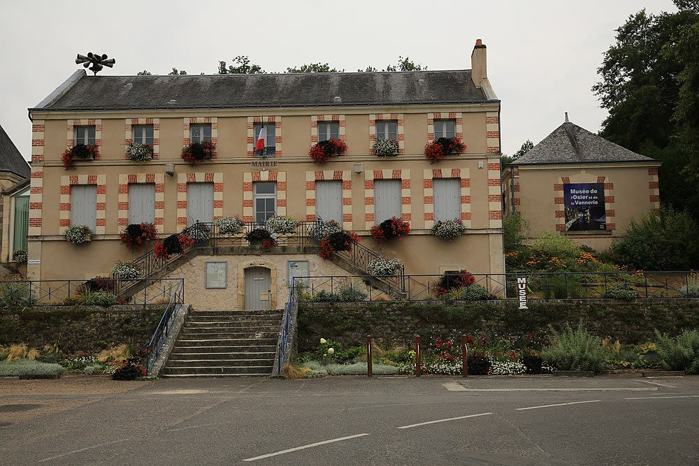 Villaines-les-Rochers