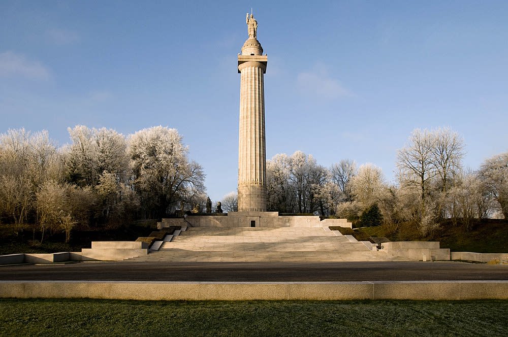 Montfaucon-d'Argonne