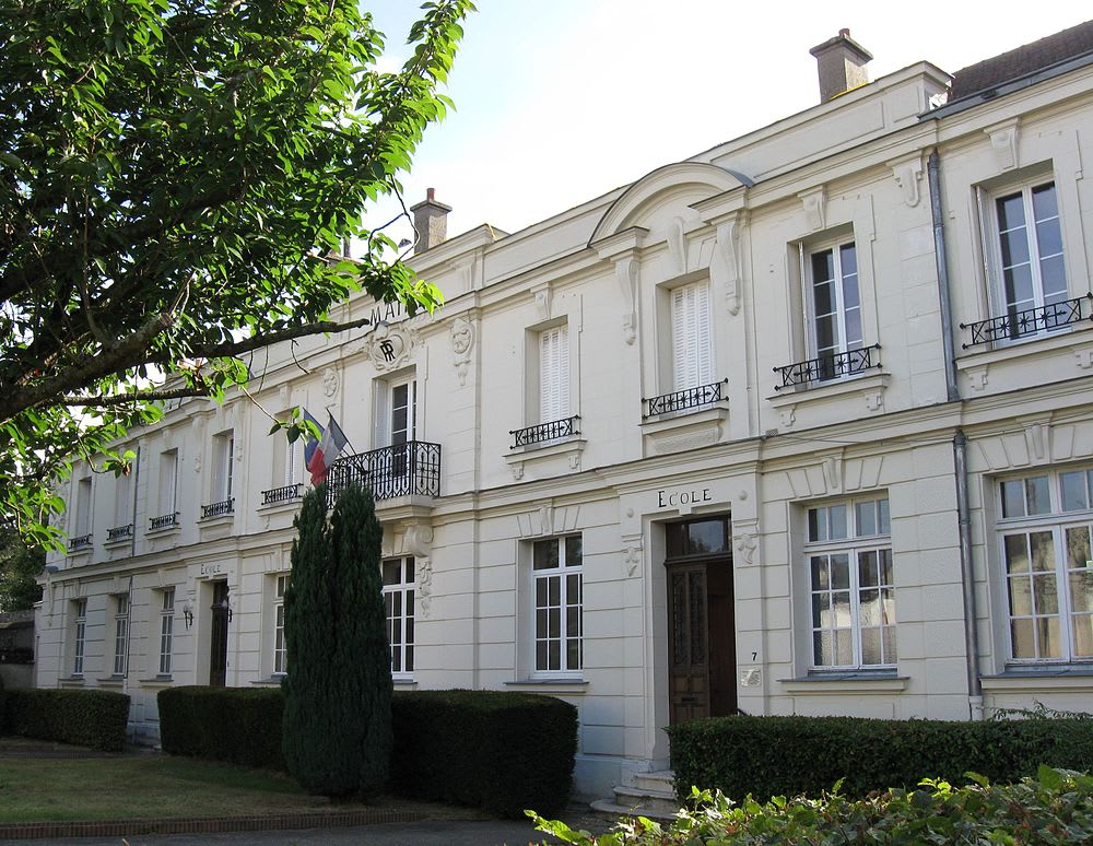 Favières