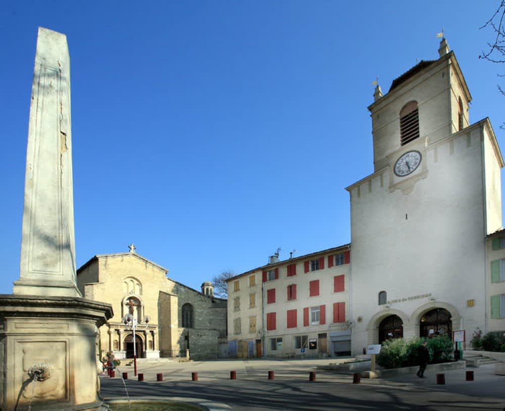 Pertuis