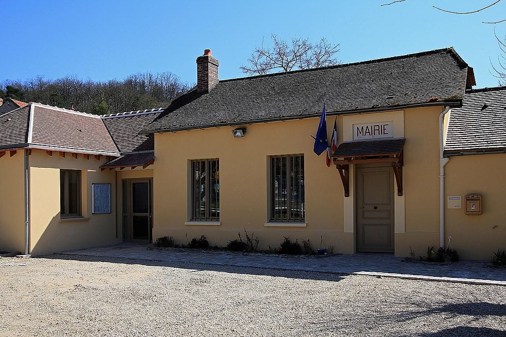 Fontaine-la-Rivière