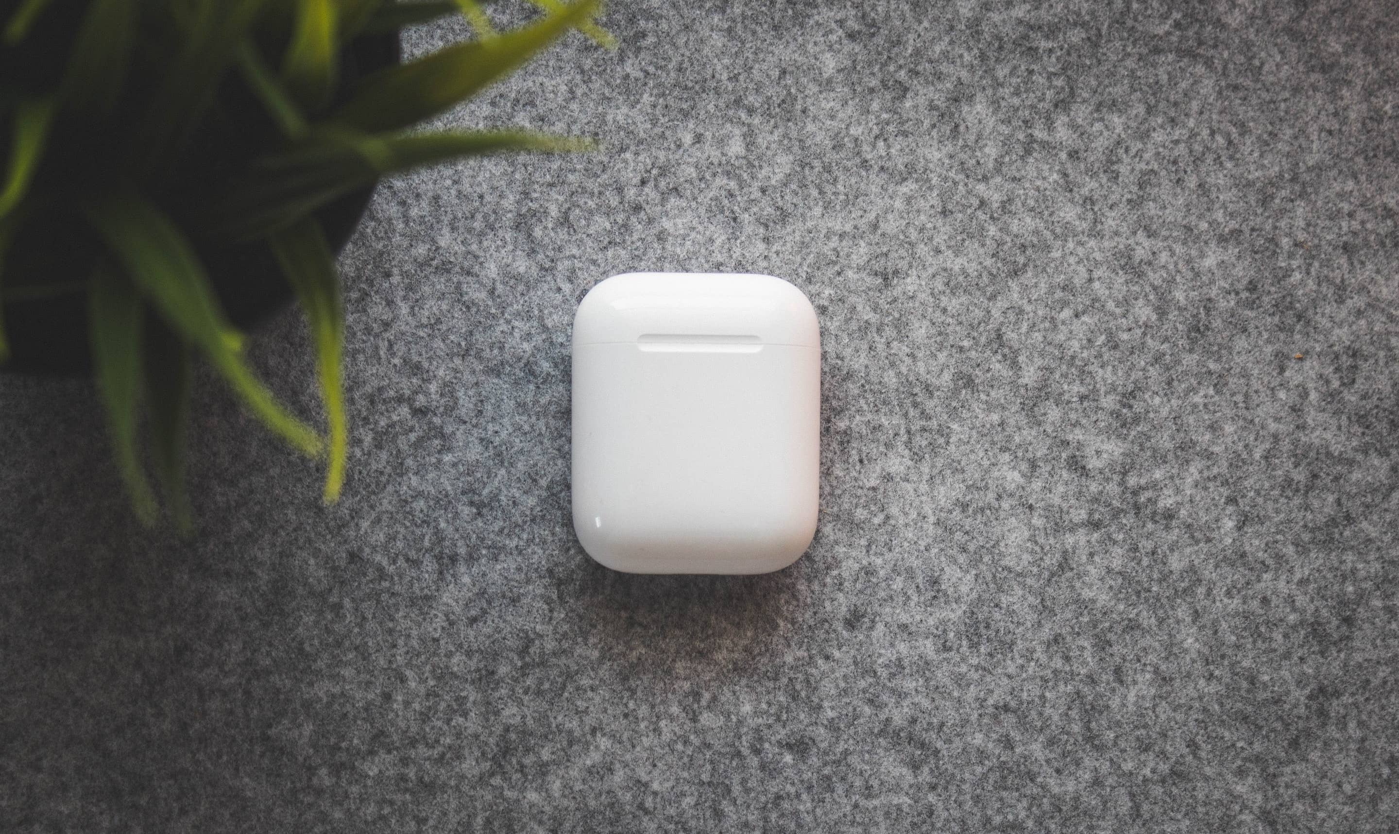 AirPods Charging Case AirPods Charging Case