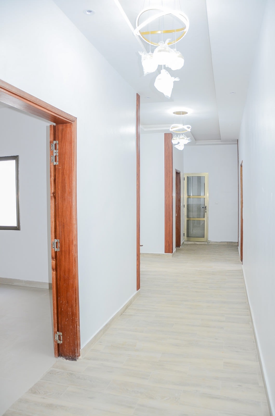 Appartement 2 chambres, salon avec buanderie — photo 4