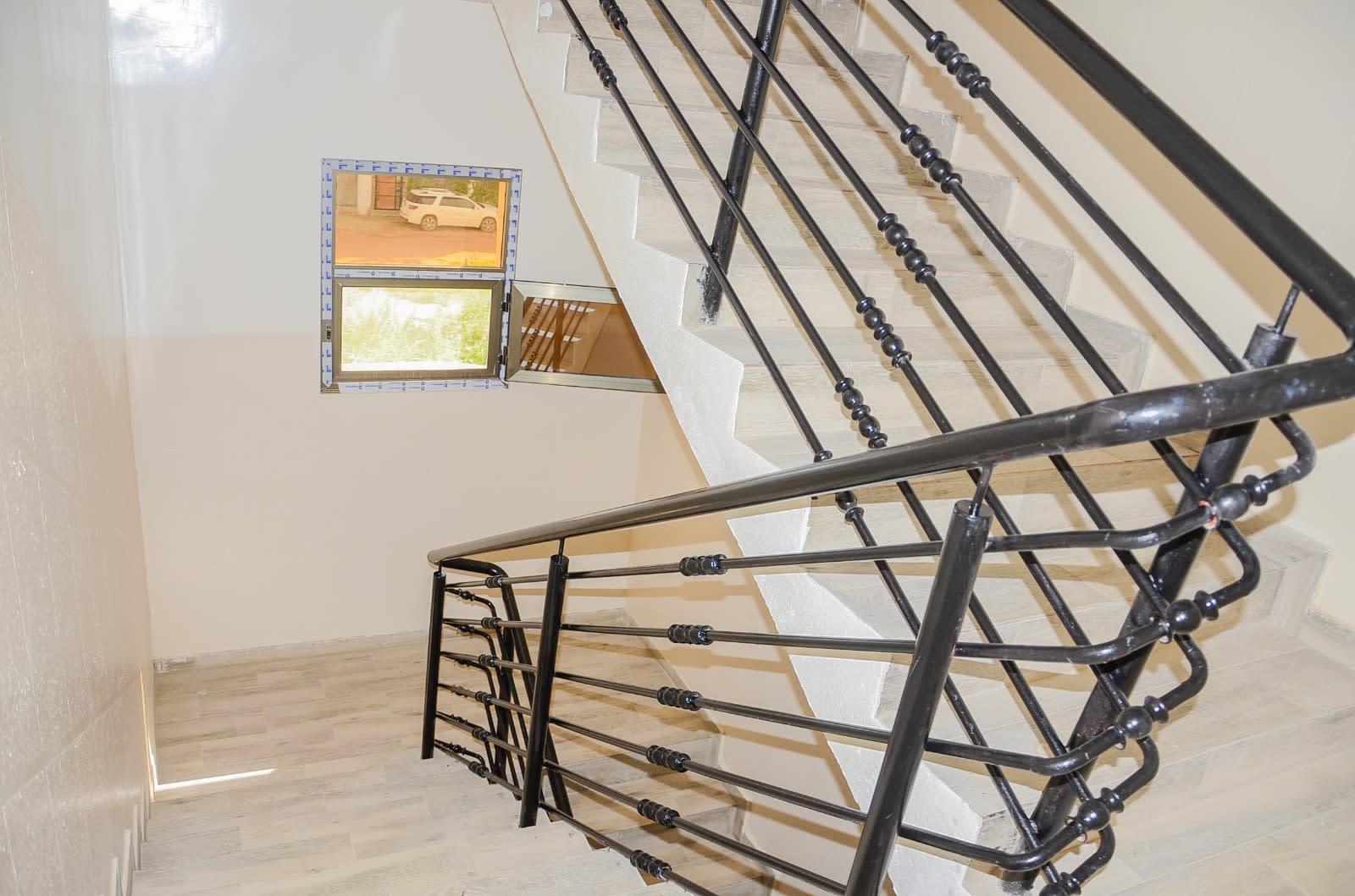 Appartement 2 chambres, salon avec buanderie — photo 5