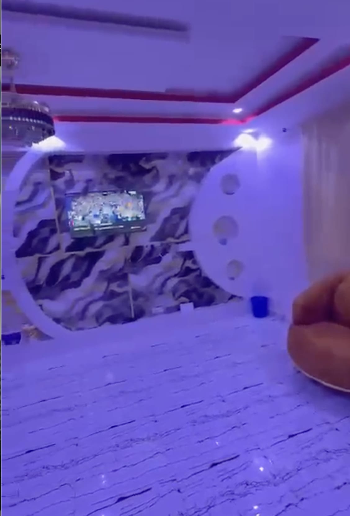Une villa de 300m2 avec 3 chambres tous avec SDB et salon à NGuékhokh — photo 5