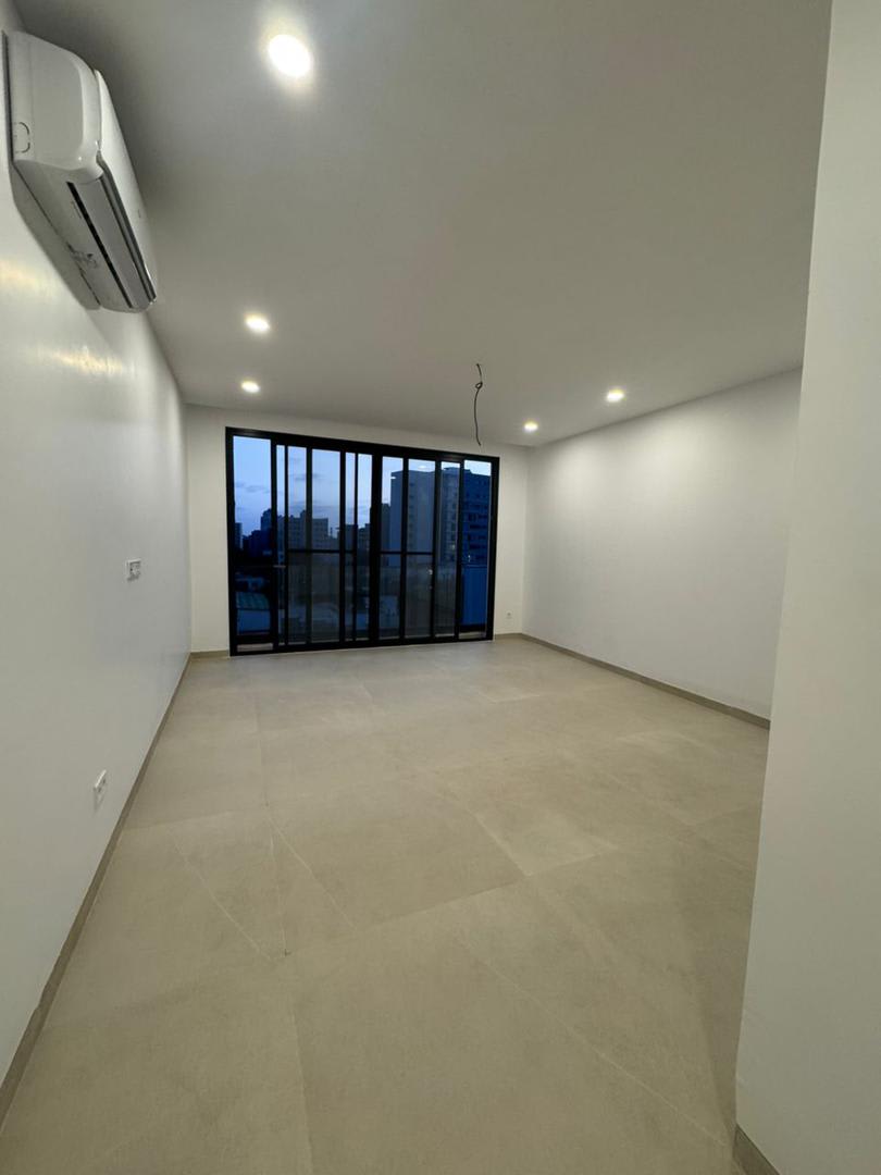 Appartement 3 chambres salon a Point E