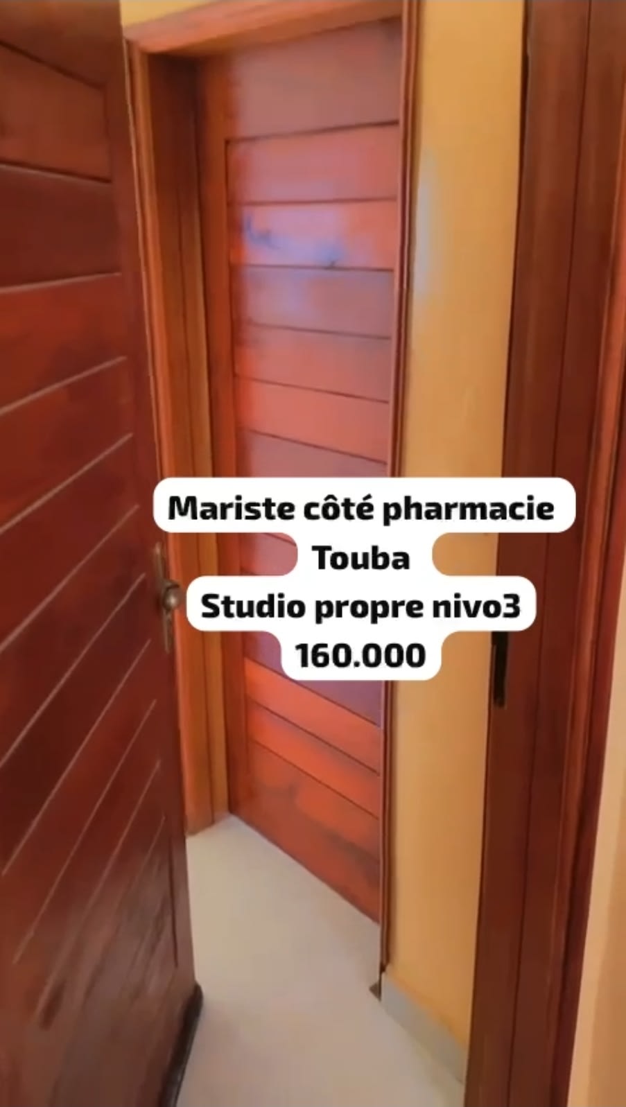 Studio Mariste cote pharmacie Touba
