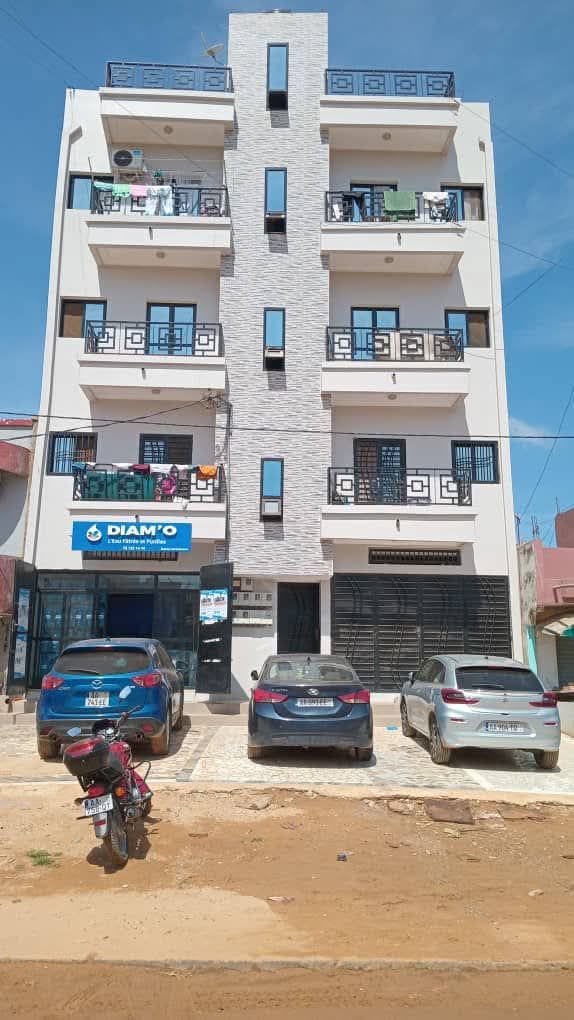 Villa R+3 à vendre à Keur Massar Cité Gendarmerie 