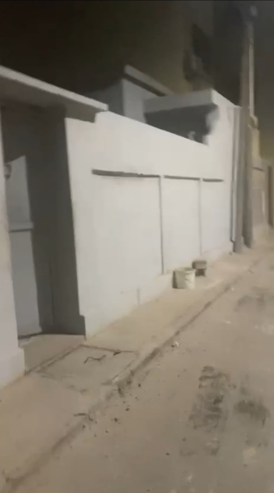 Maison 350m² + 3 Magasins à Vendre - Face Mosquée Massalikoul Jinaan | Titre Foncier | 399M FCFA