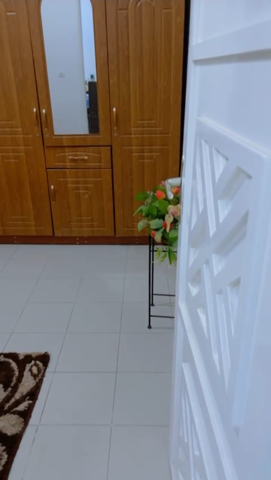 Chambre Meublée à Louer Sacré-Cœur 3 - 1er Étage | Avec Toilette et Cuisine | 95 000 FCFA/mois