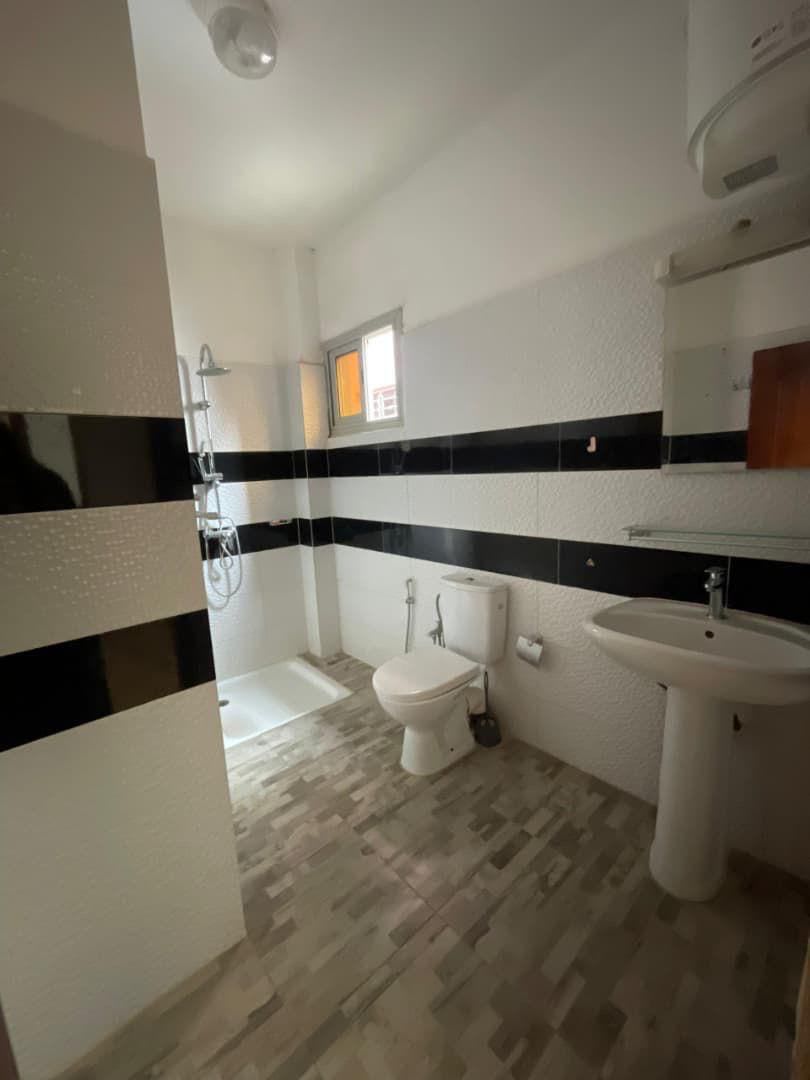 Immeuble R+3 à Vendre Sacré-Cœur - 4 Appartements F4 | Rapport Locatif 1,89M | Titre Foncier | 250M FCFA — photo 5