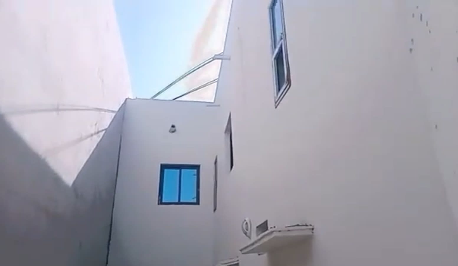 Maison R+1 à louer à Mbour 3 – 5 chambres, bien située – 350 000 FCFA — photo 2