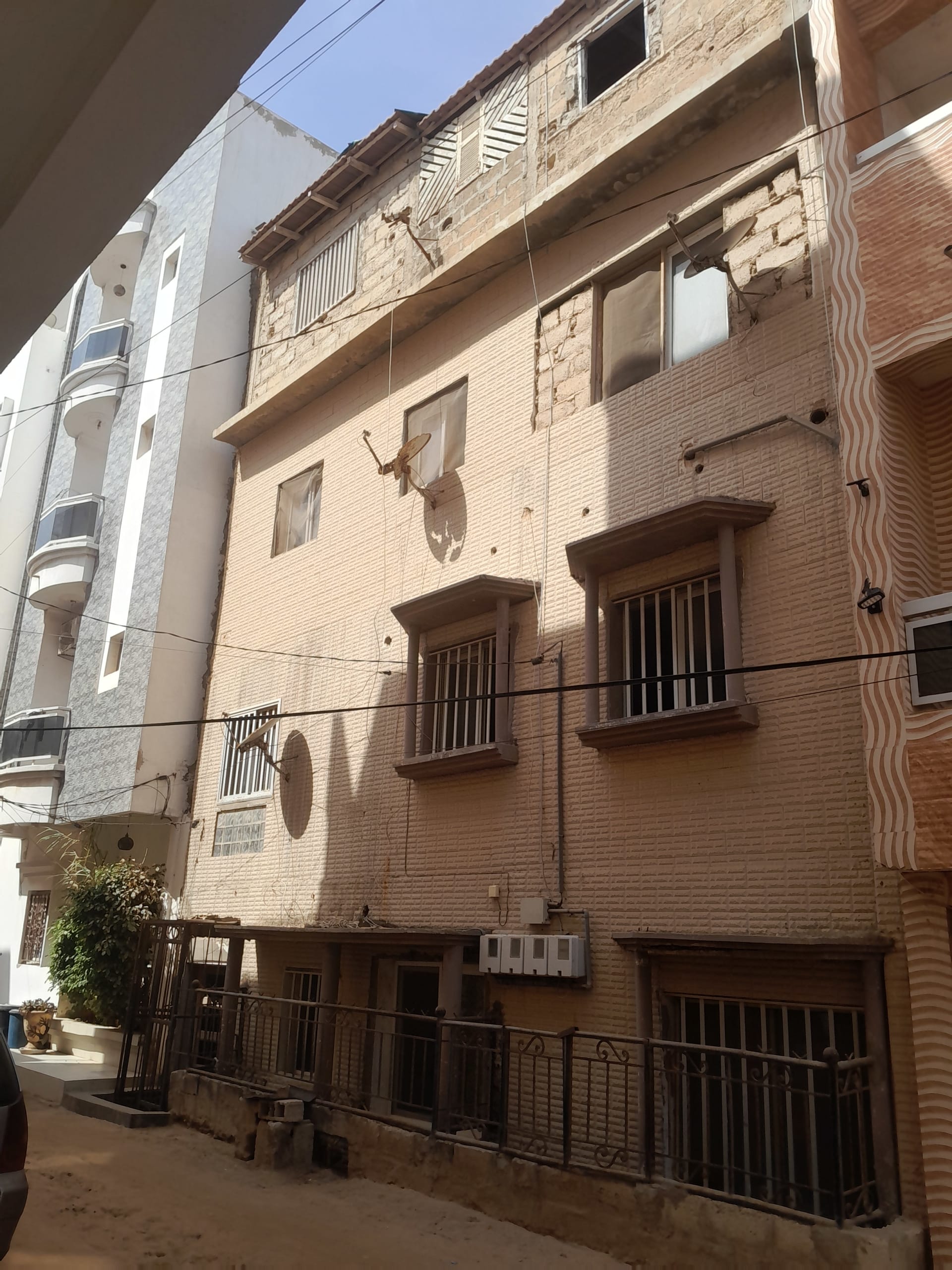 Villa en vente à Diamalaye, Titre Foncier de 150m² non loin de la plage, 110 000 000 Frans CFA... — photo 5