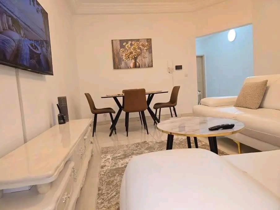 Studio Meublé à Louer Ngor - Location Nuitée | Derrière Brioche Dorée | 3min Plage | 25 000 FCFA/nuit — photo 2